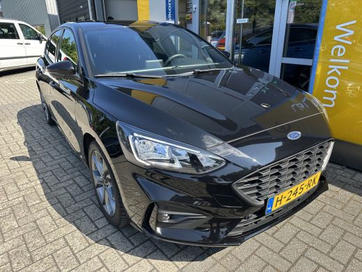 Ford Focus 1.0 125PK ST Line | STOEL-, STUUR- EN VOORRUITVERWARMING| NAVIGATIE| PARKEERSENSOREN V+A| CRUISE ... ActivLease financial lease