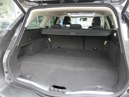 Ford Mondeo Wagon 2.0 IVCT HEV Titanium | Panoramadak | Leder | Adaptive Cruise | BLIS | Sony Audio | Massage... ActivLease financial lease