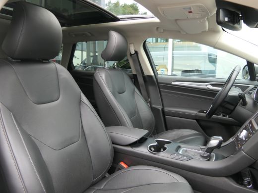 Ford Mondeo Wagon 2.0 IVCT HEV Titanium | Panoramadak | Leder | Adaptive Cruise | BLIS | Sony Audio | Massage... ActivLease financial lease