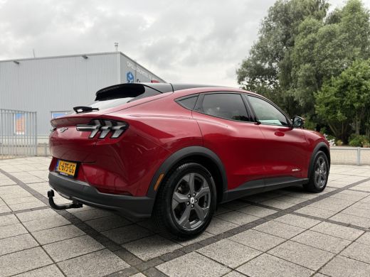 Ford Mustang Mach-E Mach-E Aut. 98kWh Extended Trekhaak | Leder |  Bang & Olufssen | 360 Camera | Navi ActivLease financial lease