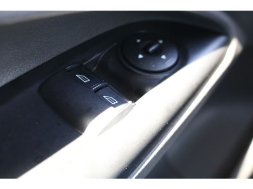 Ford Transit Connect 1.5 EcoBlue L2 Trend Automaat Airco Navigatie Camera Trekhaak ActivLease financial lease