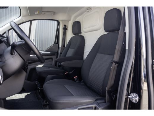 Ford Transit Custom 280 TDCI | 130PK | Camera | LED | Apple CarPlay | Navi | Cruise | Airco | PDC | Euro 6 ActivLease financial lease