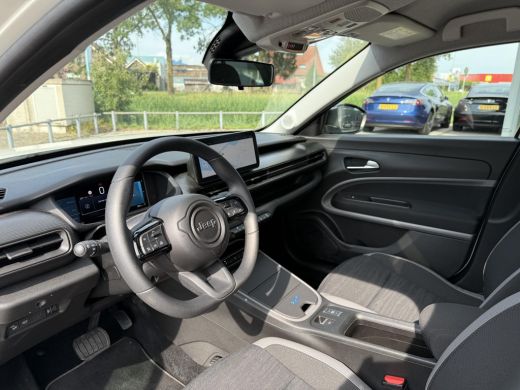 Jeep Avenger Aut. Longitude 54kWh | Navi | Carplay | Stoelverwarming | ActivLease financial lease
