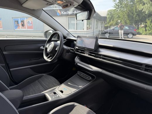 Jeep Avenger Aut. Longitude 54kWh | Navi | Carplay | Stoelverwarming | ActivLease financial lease