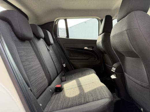 Jeep Avenger Aut. Longitude 54kWh | Navi | Carplay | Stoelverwarming | ActivLease financial lease