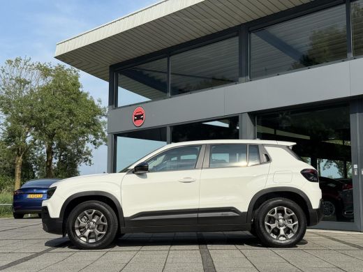 Jeep Avenger Aut. Longitude 54kWh | Navi | Carplay | Stoelverwarming | ActivLease financial lease