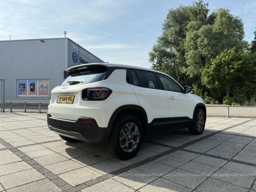 Jeep Avenger Aut. Longitude 54kWh | Navi | Carplay | Stoelverwarming | ActivLease financial lease