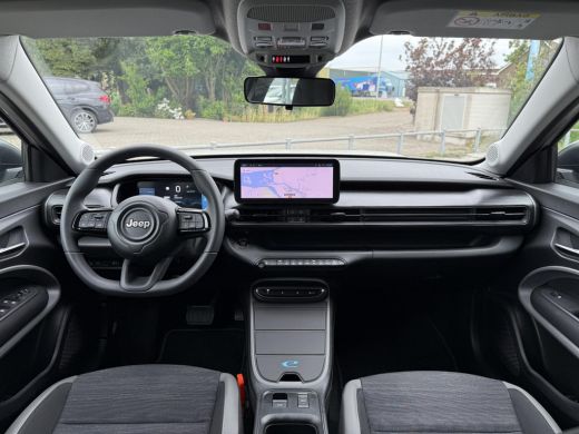 Jeep Avenger Aut. Longitude 54kWh | Navi | Carplay | Stoelverwarming | ActivLease financial lease