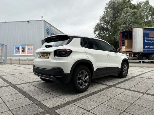 Jeep Avenger Aut. Longitude 54kWh | Navi | Carplay | Stoelverwarming | ActivLease financial lease