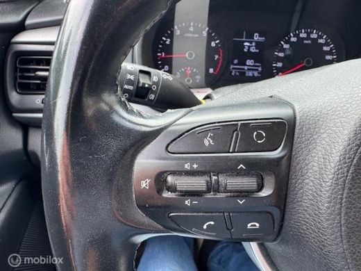 Kia Rio 1.0 T 100pk DynamicLine Navigatie & Camera achter , Airco, Electr. Ramen en Spiegels , Bleutooth ... ActivLease financial lease