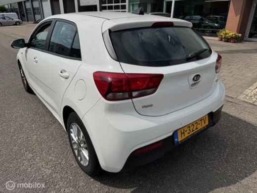 Kia Rio 1.0 T 100pk DynamicLine Navigatie & Camera achter , Airco, Electr. Ramen en Spiegels , Bleutooth ... ActivLease financial lease