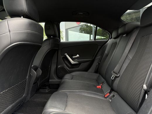 Mercedes-Benz A-Klasse A180 Aut. Luxury M-BUX | LED | Navi | Camera | Carplay | ActivLease financial lease