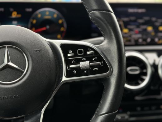 Mercedes-Benz A-Klasse A180 Aut. Luxury M-BUX | LED | Navi | Camera | Carplay | ActivLease financial lease