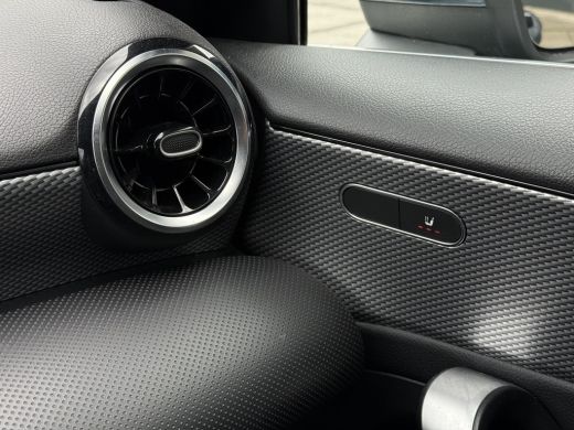 Mercedes-Benz A-Klasse A180 Aut. Luxury M-BUX | LED | Navi | Camera | Carplay | ActivLease financial lease