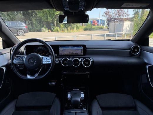 Mercedes-Benz CLA 180 Aut. Business Sol. AMG | Navi | Camera | Sportstoelen | ActivLease financial lease