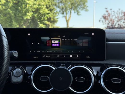 Mercedes-Benz CLA 180 Aut. Business Sol. AMG | Navi | Camera | Sportstoelen | ActivLease financial lease