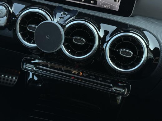 Mercedes-Benz CLA 180 Aut. Business Sol. AMG | Navi | Camera | Sportstoelen | ActivLease financial lease