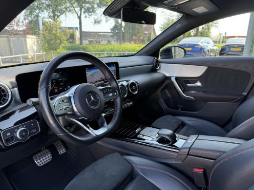 Mercedes-Benz CLA 180 Aut. Business Sol. AMG | Navi | Camera | Sportstoelen | ActivLease financial lease