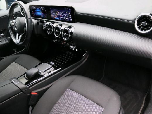 Mercedes-Benz CLA 180 Aut. Business Sol. | LED |  Navi | Camera | ActivLease financial lease