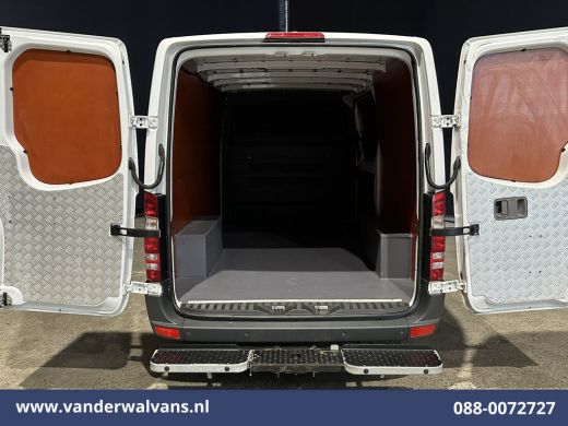 Mercedes-Benz Sprinter 316 CDI 164pk L2H1 Euro6 Airco | 2800kg trekhaak | Cruisecontrol Parkeersensoren ActivLease financial lease