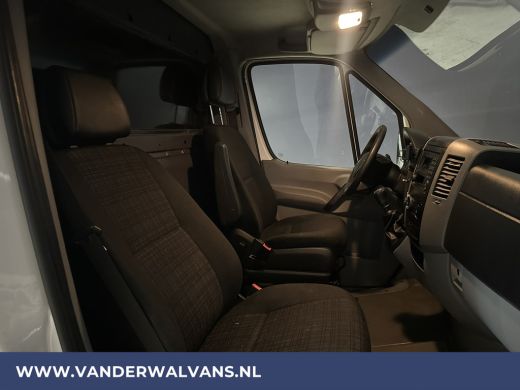 Mercedes-Benz Sprinter 316 CDI 164pk L2H1 Euro6 Airco | 2800kg trekhaak | Cruisecontrol Parkeersensoren ActivLease financial lease