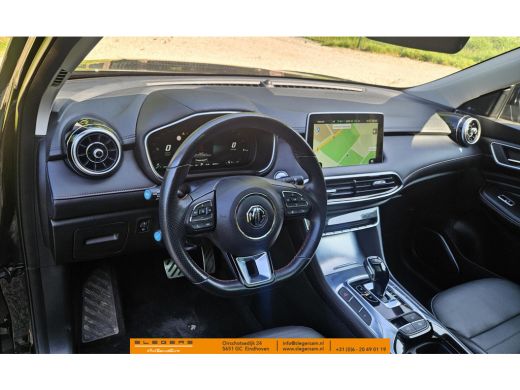 MG EHS 1.5 TGDI Luxury PHEV PLUGIN HYBRIDEn Panoramadak Full options ActivLease financial lease