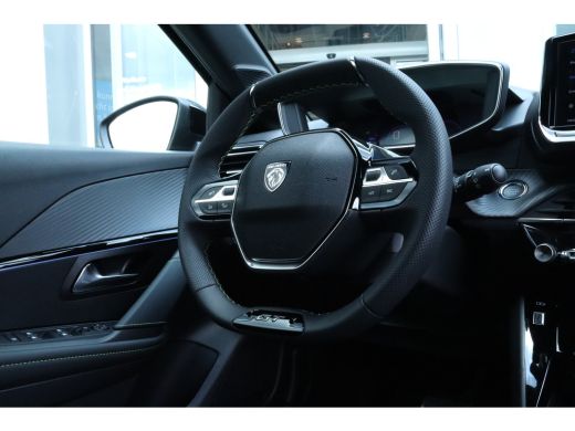 Peugeot 208 GT | Adaptieve Cruise | Camera voor & achter | Carplay | Sfeerverlichting | Keyless ActivLease financial lease