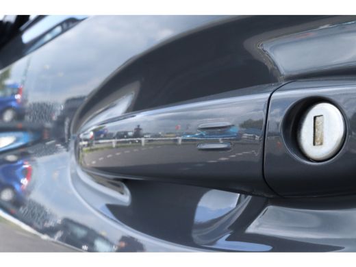 Peugeot 208 GT | Adaptieve Cruise | Camera voor & achter | Carplay | Sfeerverlichting | Keyless ActivLease financial lease