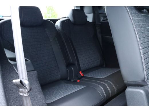 Peugeot 5008 Allure - Hybrid | Adaptieve Cruise | Stoelverwarming | 7-Zits | 360' Camera | Navigatie | Carplay... ActivLease financial lease
