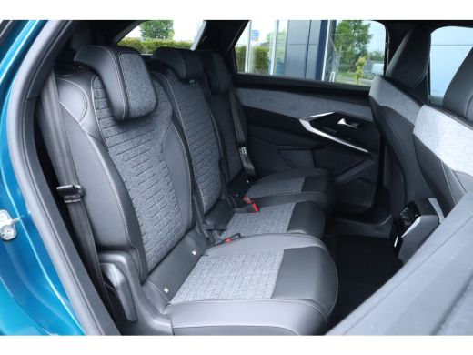 Peugeot 5008 Allure - Hybrid | Adaptieve Cruise | Stoelverwarming | 7-Zits | 360' Camera | Navigatie | Carplay... ActivLease financial lease