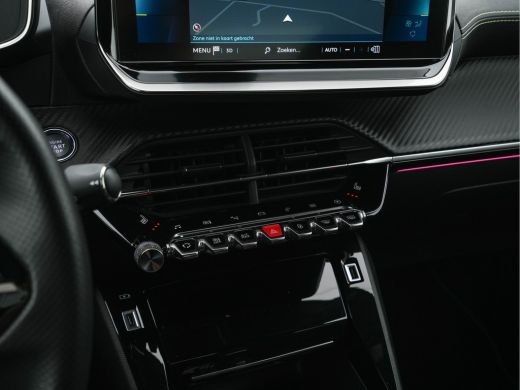 Peugeot e-208 EV GT Pack 50 kWh [ 3-Fase ] (INCL-BTW) *FULL-LED | DIGI-COCKPIT | BLINDSPOT | CAMERA | LEATHER-A... ActivLease financial lease