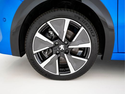 Peugeot e-208 EV GT Pack 50 kWh [ 3-Fase ] (INCL-BTW) *FULL-LED | DIGI-COCKPIT | BLINDSPOT | CAMERA | LEATHER-A... ActivLease financial lease