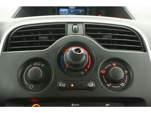 Renault Kangoo 1.5 dCi L1H1 Airco Cruise Camera Navi PDC Elektrpakket ActivLease financial lease
