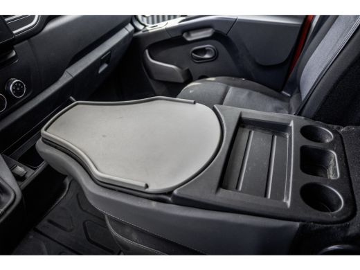 Renault Master T35 dCi | L2H2 | Camera | Navi | LED | 3-Zits | Airco | PDC | Euro 6 ActivLease financial lease