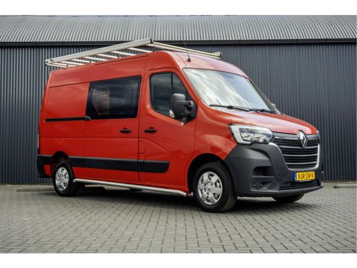Renault Master T35 dCi | L2H2 | Camera | Navi | LED | 3-Zits | Airco | PDC | Euro 6 ActivLease financial lease