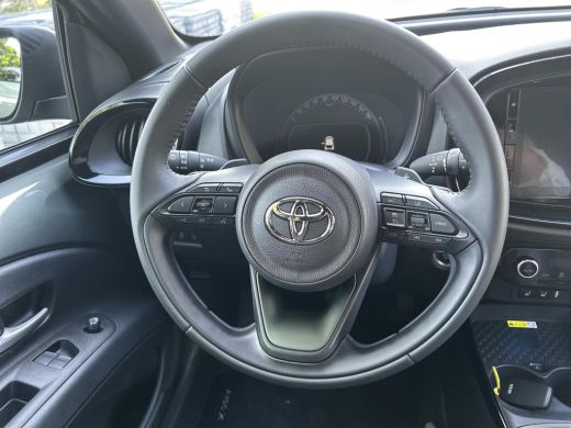 Toyota Aygo 1.0 VVT-i S-CVT Premium ActivLease financial lease