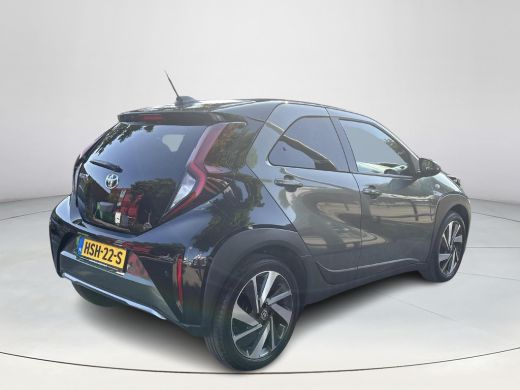 Toyota Aygo 1.0 VVT-i S-CVT Premium ActivLease financial lease