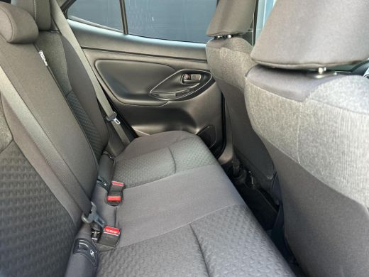 Toyota Yaris Cross 1.5 Hybrid Dynamic ActivLease financial lease