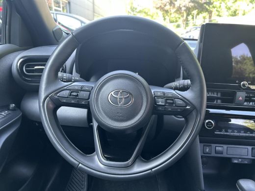 Toyota Yaris Cross 1.5 Hybrid Dynamic ActivLease financial lease