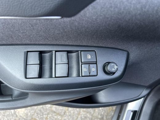 Toyota Yaris Cross 1.5 Hybrid Dynamic ActivLease financial lease