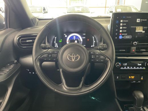 Toyota Yaris Cross 1.5 Hybrid Dynamic ActivLease financial lease