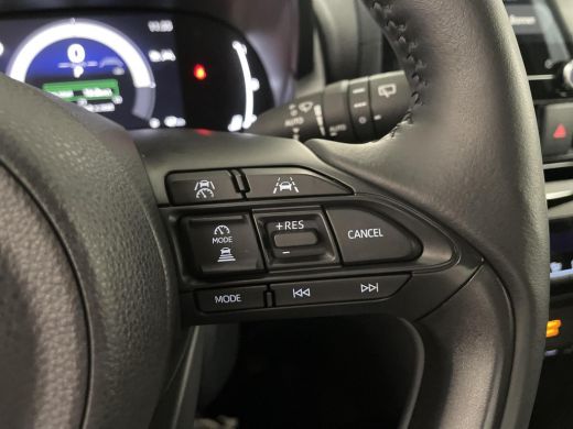 Toyota Yaris Cross 1.5 Hybrid Dynamic ActivLease financial lease