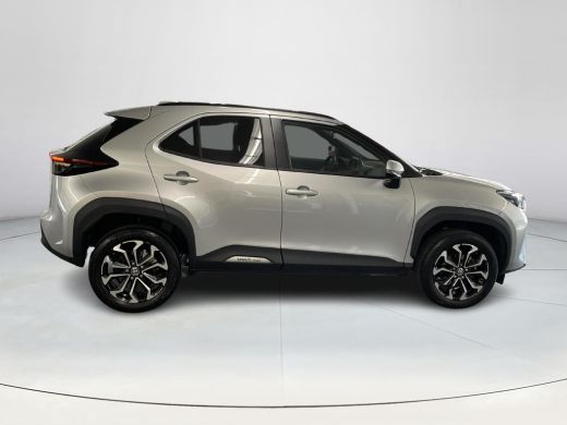 Toyota Yaris Cross 1.5 Hybrid Dynamic ActivLease financial lease