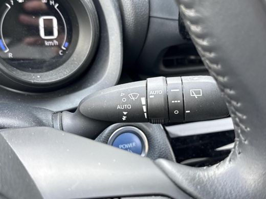 Toyota Yaris Cross 1.5 Hybrid Dynamic **KEYLESS/ ADAPTIEF CRUISE CONTROL/ CLIMATE CONTROL/ 36 MAANDEN GARANTIE** ActivLease financial lease
