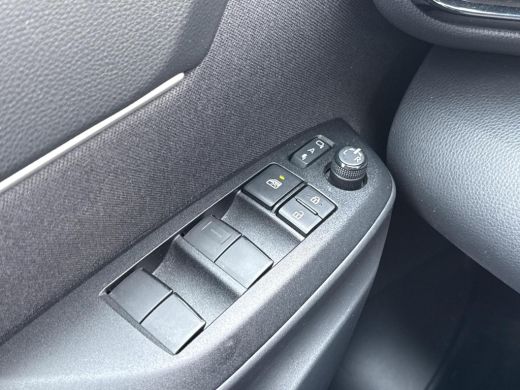 Toyota Yaris Cross 1.5 Hybrid Dynamic **KEYLESS/ ADAPTIEF CRUISE CONTROL/ CLIMATE CONTROL/ 36 MAANDEN GARANTIE** ActivLease financial lease
