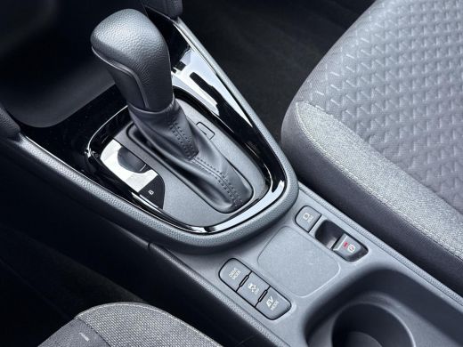 Toyota Yaris Cross 1.5 Hybrid Dynamic Ultimate **STOEL EN STUURWIELVERWARMING/ ADAPTIEF CRUISE CONTROL/ PARKEERCAMER... ActivLease financial lease