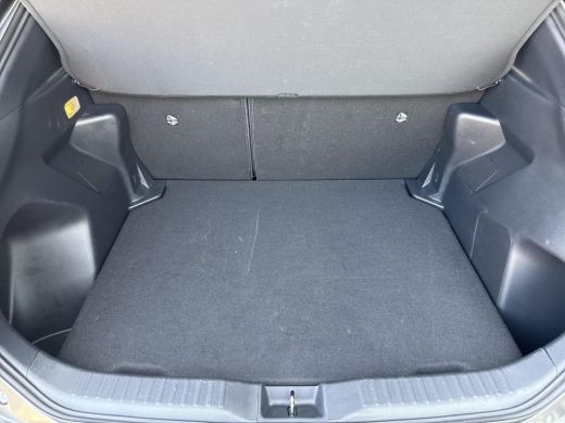 Toyota Yaris Cross 1.5 Hybrid Dynamic Ultimate **STOEL EN STUURWIELVERWARMING/ ADAPTIEF CRUISE CONTROL/ PARKEERCAMER... ActivLease financial lease