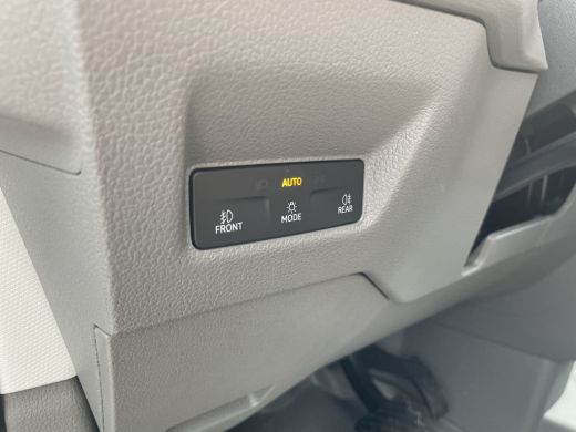 Volkswagen Crafter 30 2.0 TDI L3H2 Highline 140pk Automaat | Trekhaak | App connect ActivLease financial lease