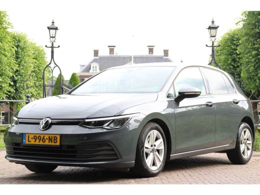 Volkswagen Golf 1.5 TSI | AFN. TREKHAAK | STOELVERWARMING | ADAPTIVE CRUISE | CAMERA | PARK. SENS V+A | APPLE CAR... Volkswagen Golf 1.5 TSI | AFN. TREKHAAK | STOELVERWARMING | ADAPTIVE CRUISE | CAMERA | PARK. SENS V+A | APPLE CAR...