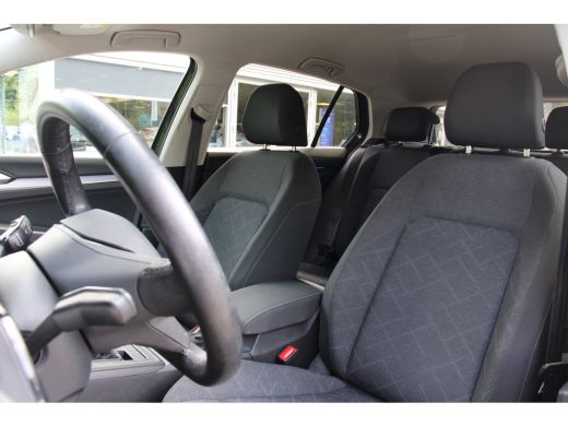 Volkswagen Golf 1.5 TSI | AFN. TREKHAAK | STOELVERWARMING | ADAPTIVE CRUISE | CAMERA | PARK. SENS V+A | APPLE CAR... ActivLease financial lease
